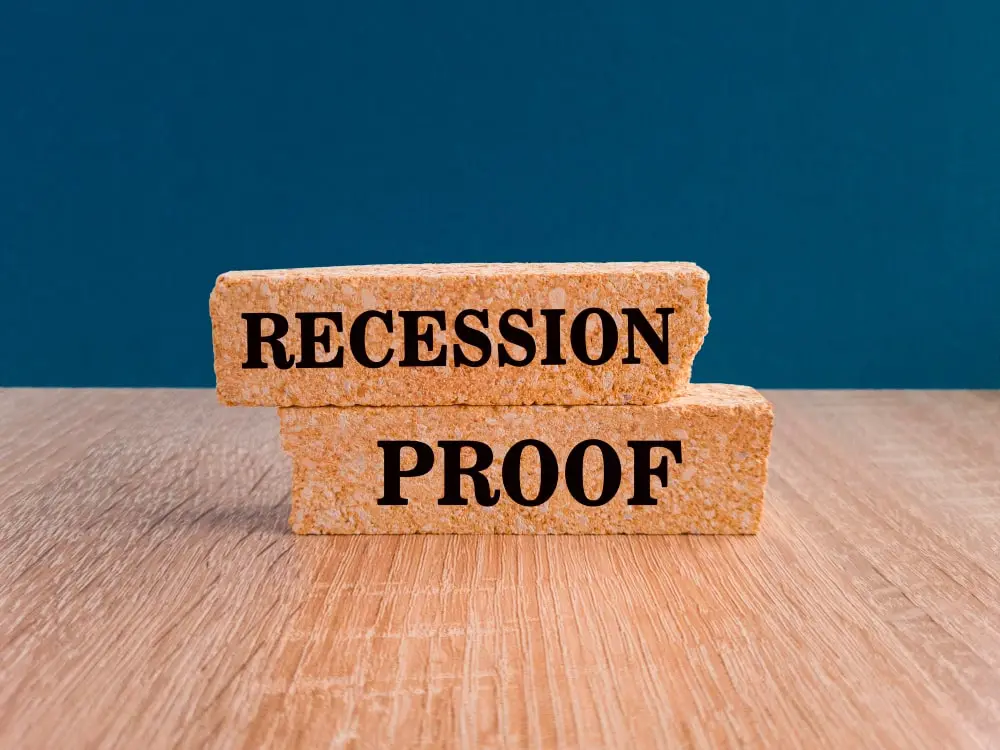 Navigating the Recession: The Role of Real Estate Debt Funds in Securing Your Investments